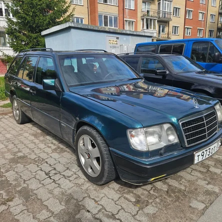 Мерседес Е220, 1995 год, 2.2 бензин